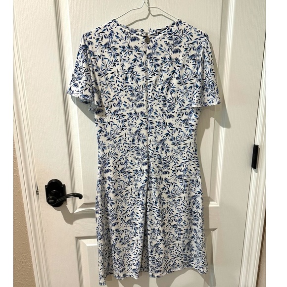 Tommy Hilfiger Blue and White Floral Flutter Sleeve A-line Dress NWOT - Picture 6 of 7